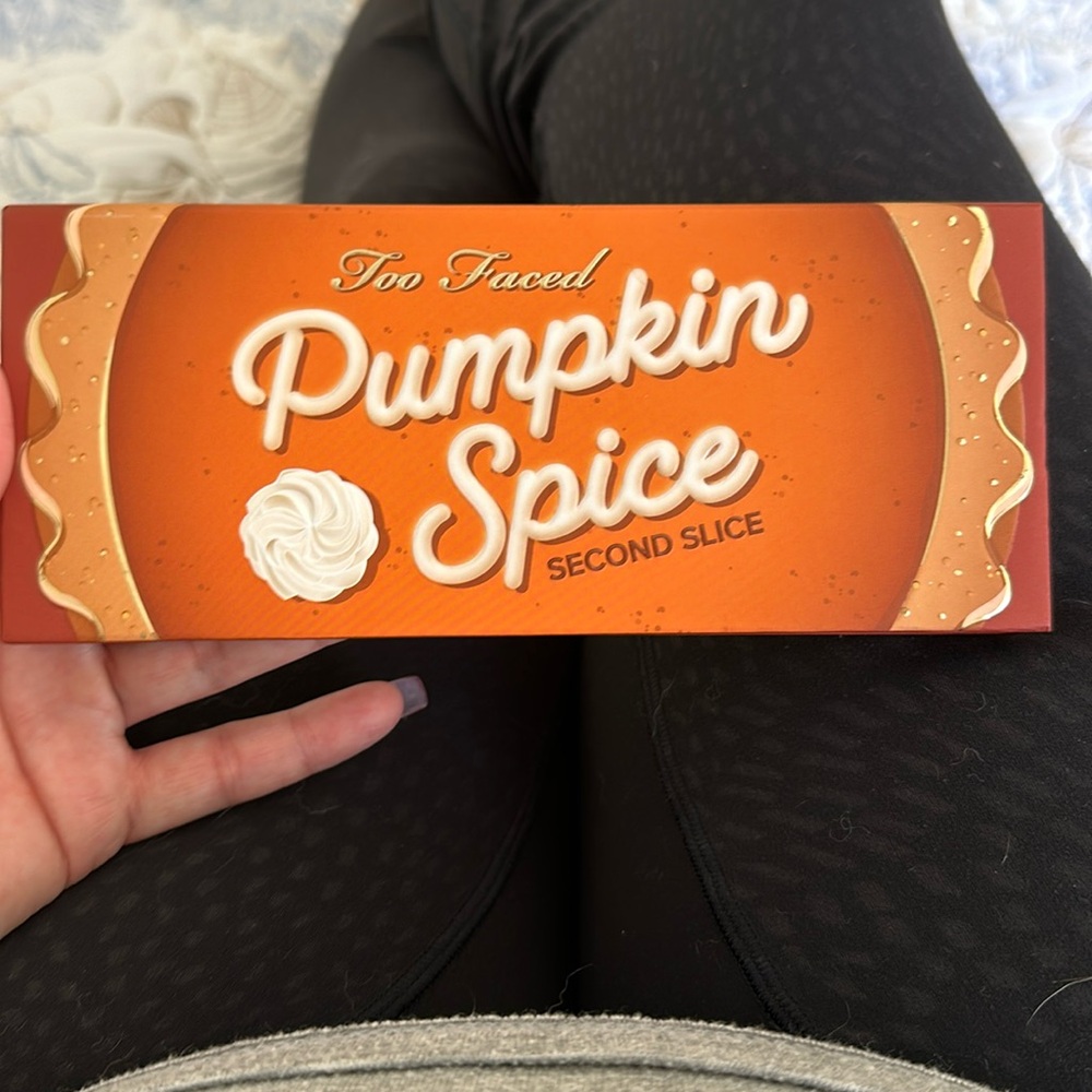 Too Faced Pumpkin Spice Palette